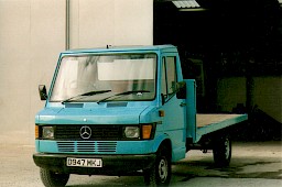 Mercedes Benz 609D