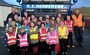 Pupils receive new vests